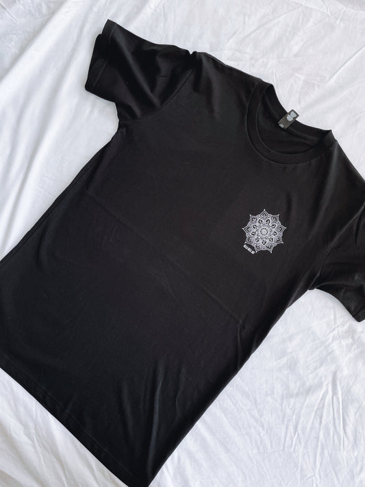 Unisex Elephant tee (long fit)