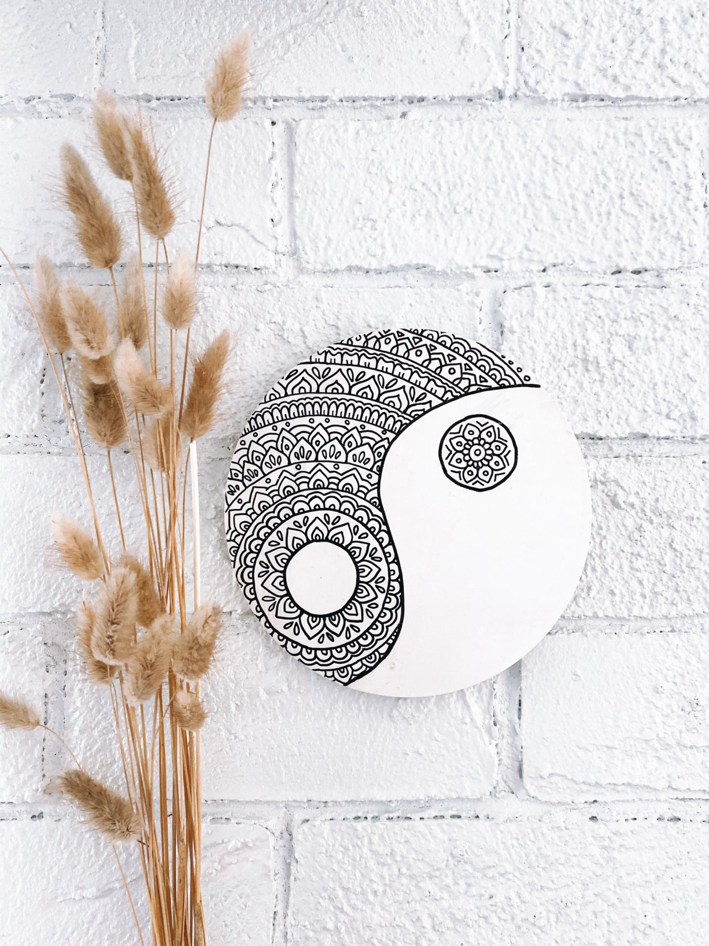 Ying Yang Plaster