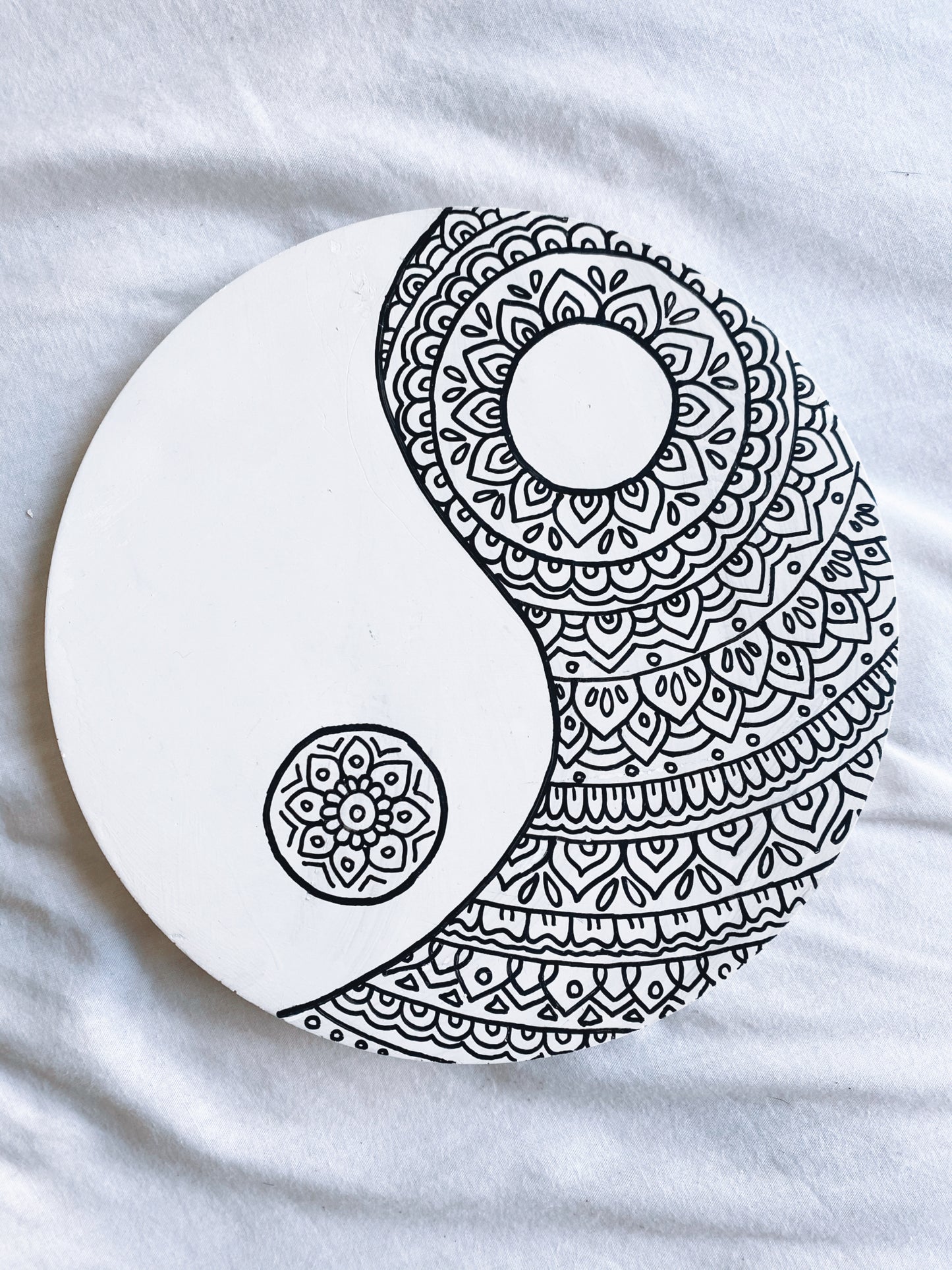 Ying Yang Plaster