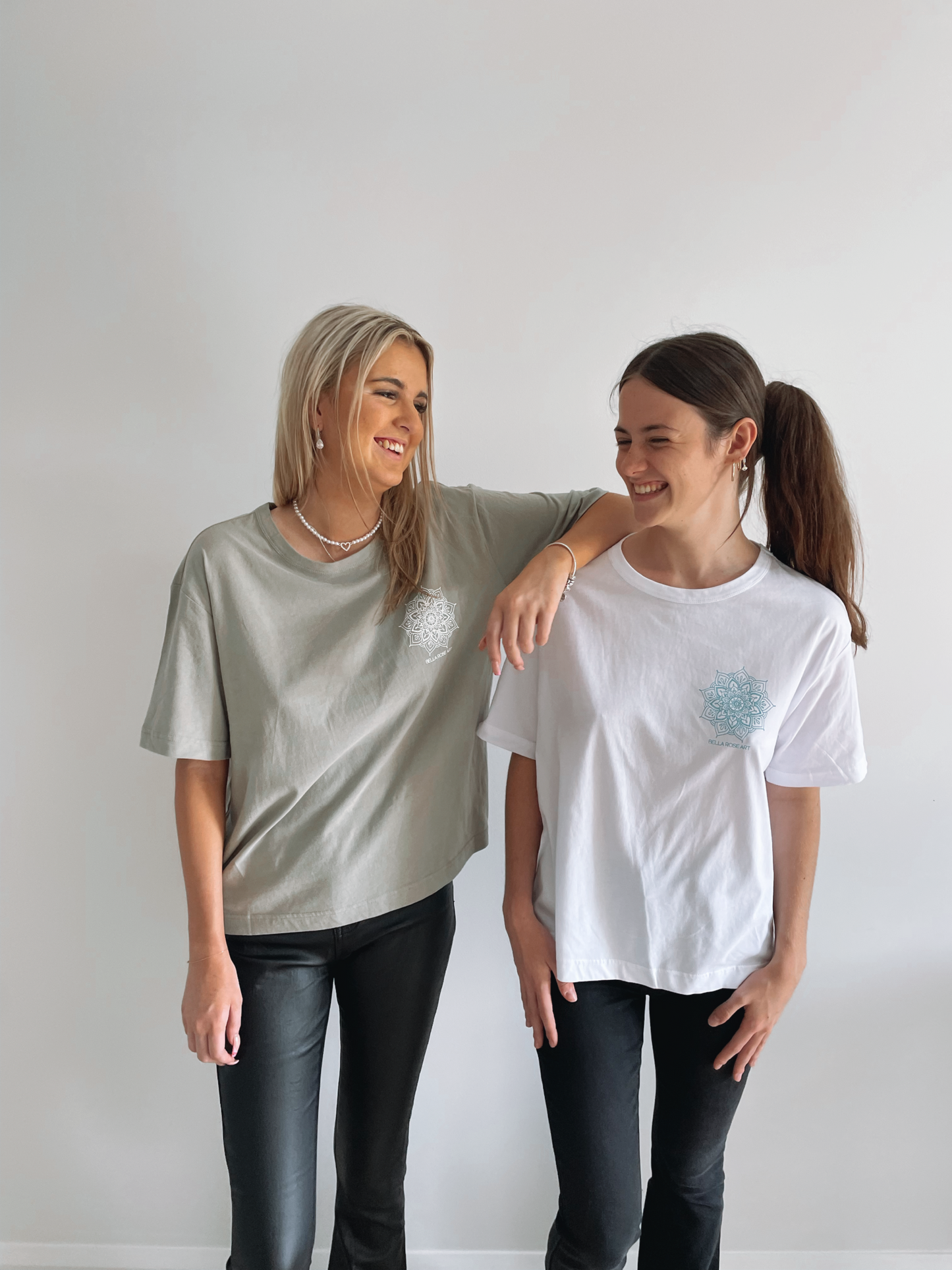 Charlotte Tee