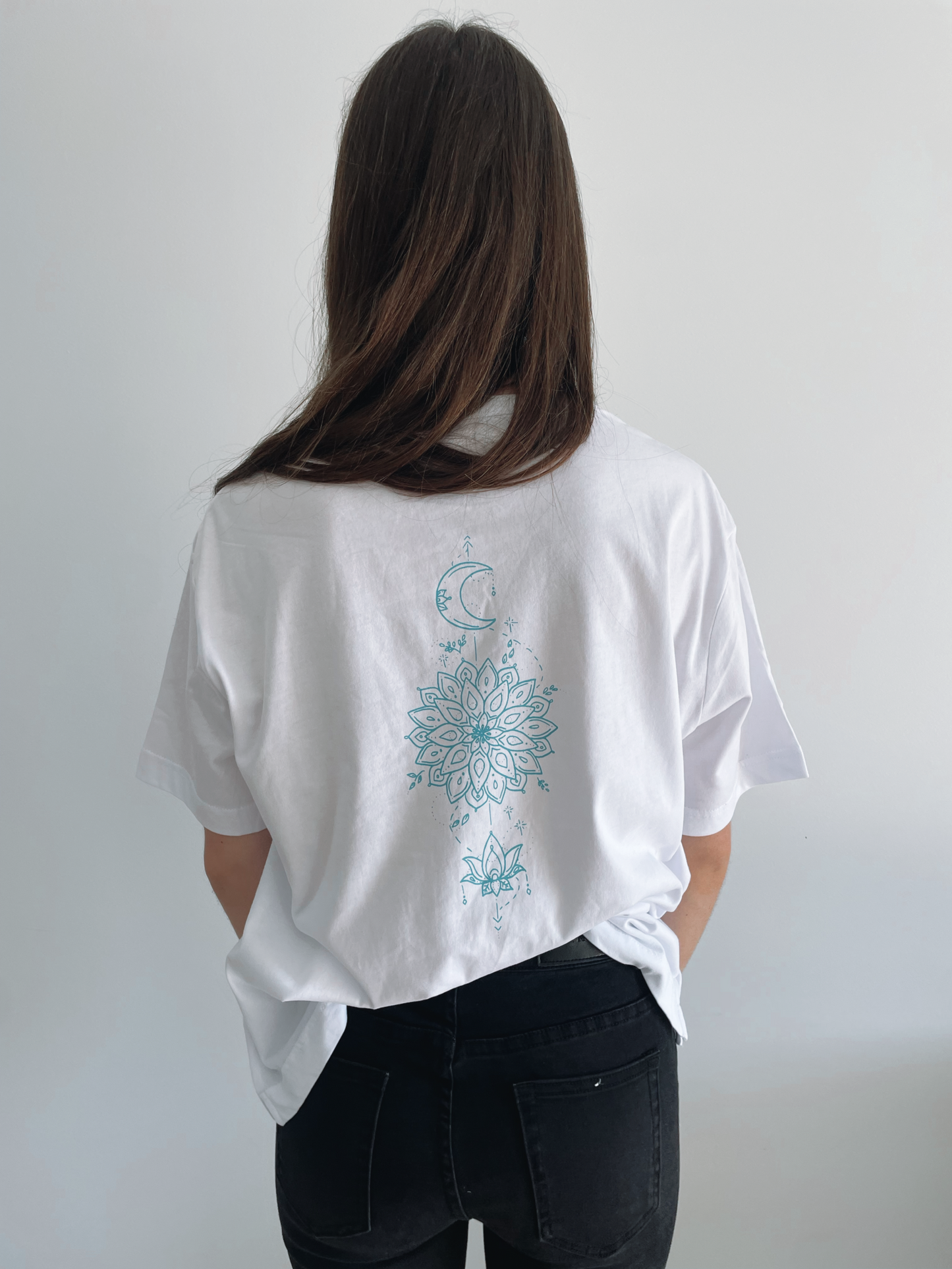 Charlotte Tee